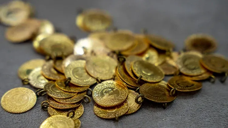 Fed Kararı Öncesi Altında Kan Kaybı: Ons Fiyatı Kritik Sınıra Yakın